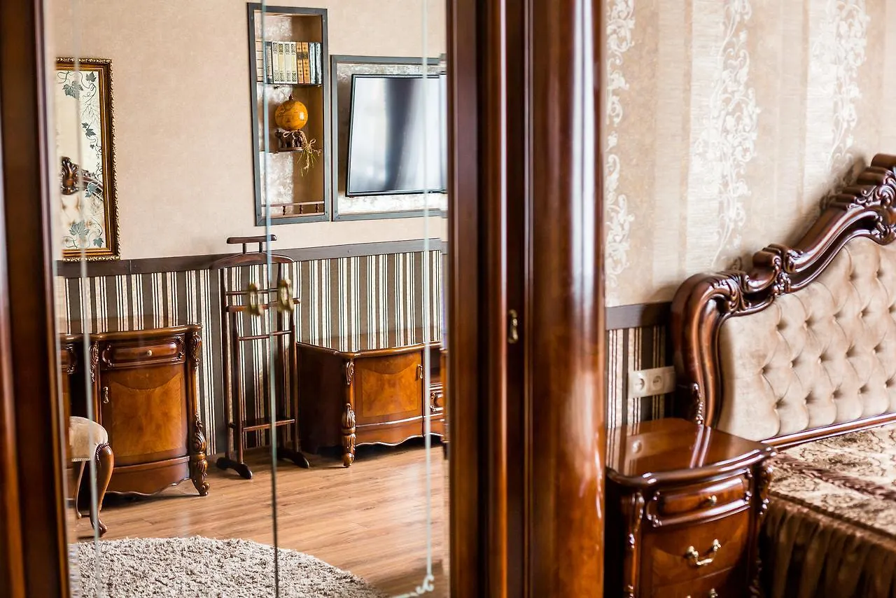 Beautiful Apartment D.Galytskogo Lviv 0*,